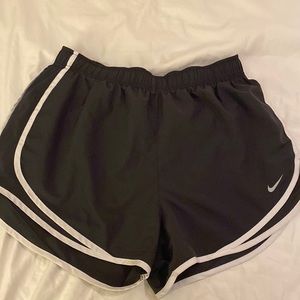 Nike Running Shorts Size Large Dry Fit EUC!